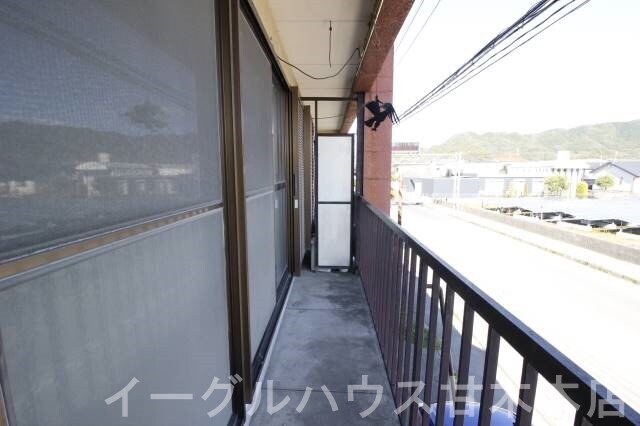 山下アパートのベランダ