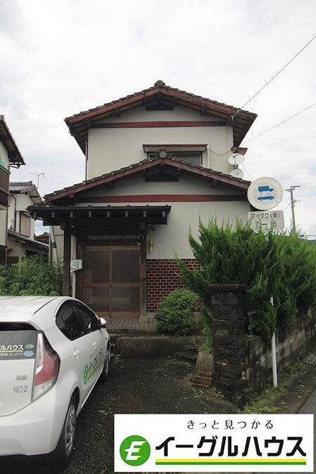 倉地貸家外観写真