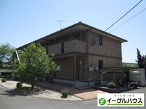 グランドールシャトーC棟の外観写真