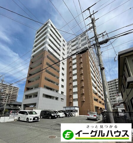 グランドルー鳥栖フォセット外観写真