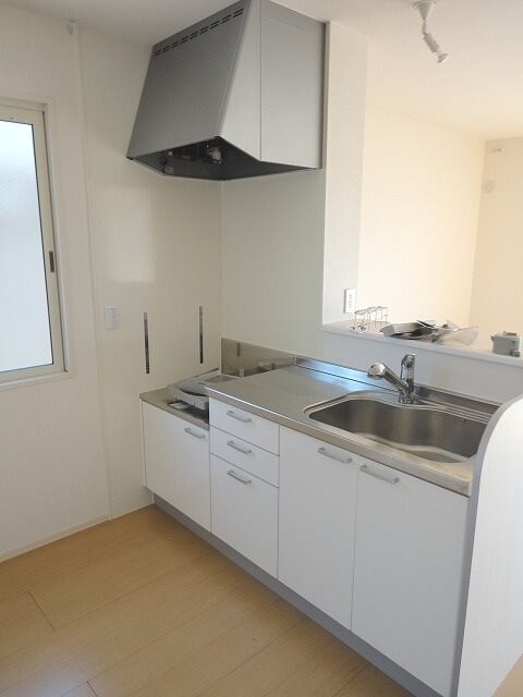 物件内観写真3　(反転タイプ)