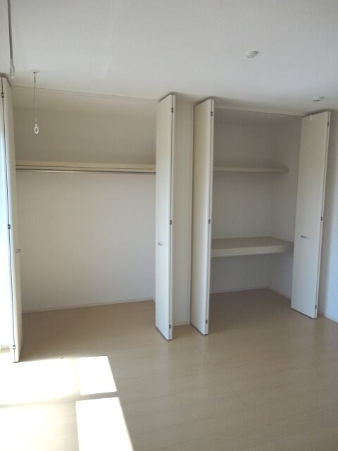 物件内観写真10　(反転タイプ)