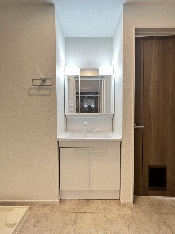 洗面所(建築中の為、同タイプ物件の写真を使用しています。)