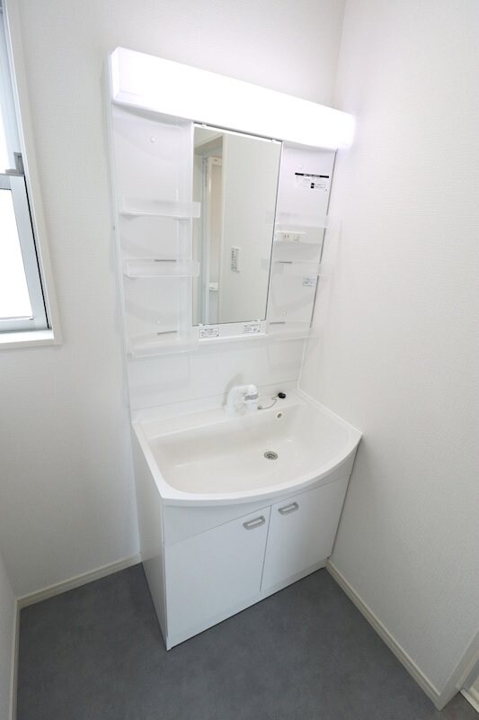 物件内観写真2　(同型タイプ)