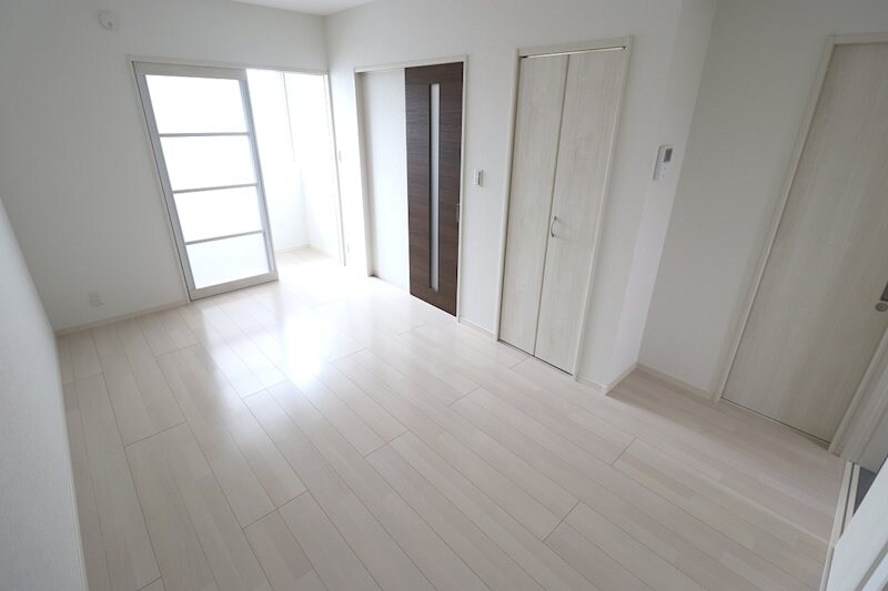 物件内観写真4　(同型タイプ)