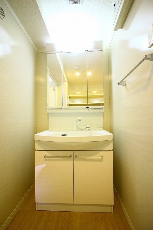 物件内観写真2　(同型タイプ)