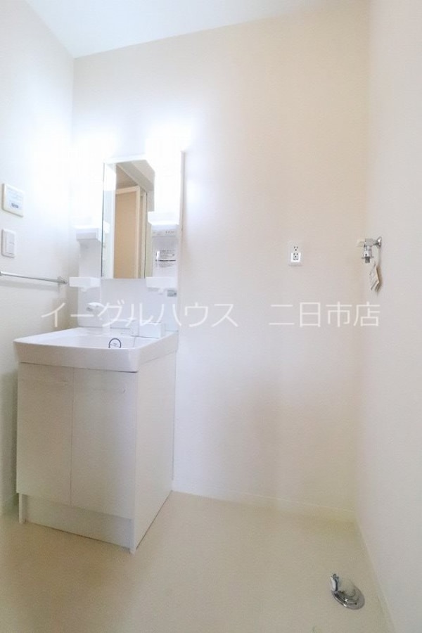 洗面所(別部屋写真使用)