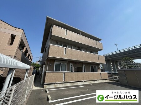 D-room都府楼前外観写真