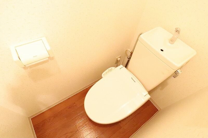 物件内観写真2　(退去予定の為別部屋の写真使用)