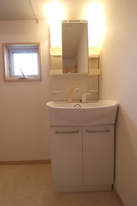 物件内観写真9　(別部屋の写真使用)