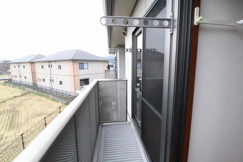 物件内観写真8　(別部屋写真使用)