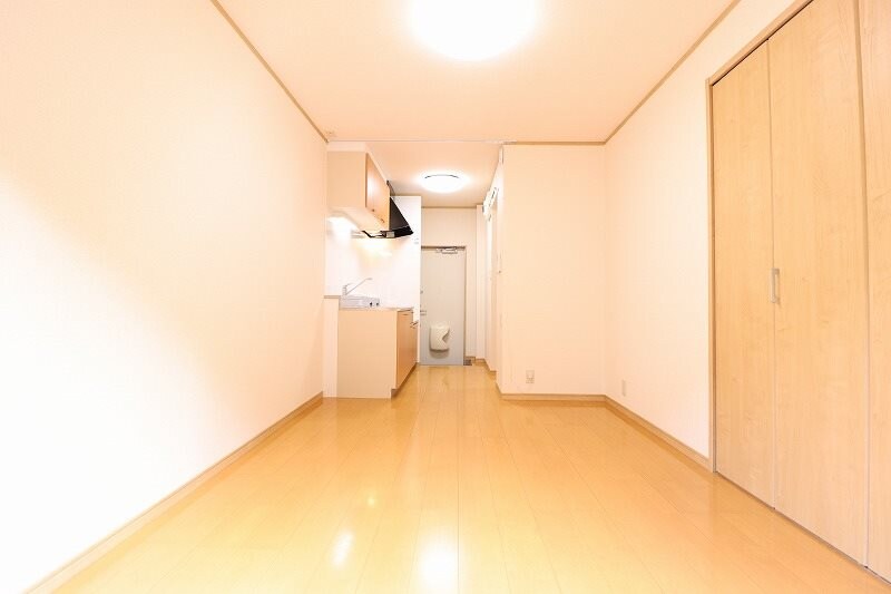 物件内観写真4　(別部屋写真使用)