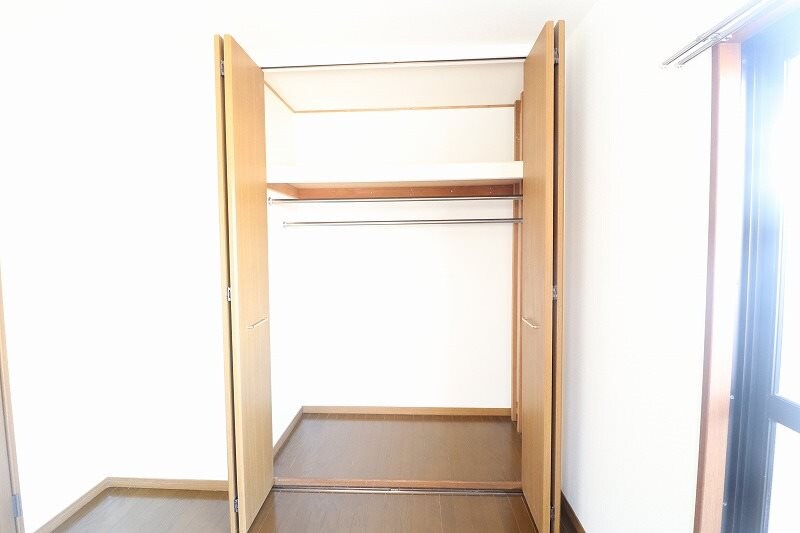 物件内観写真11　(※反転写真使用)