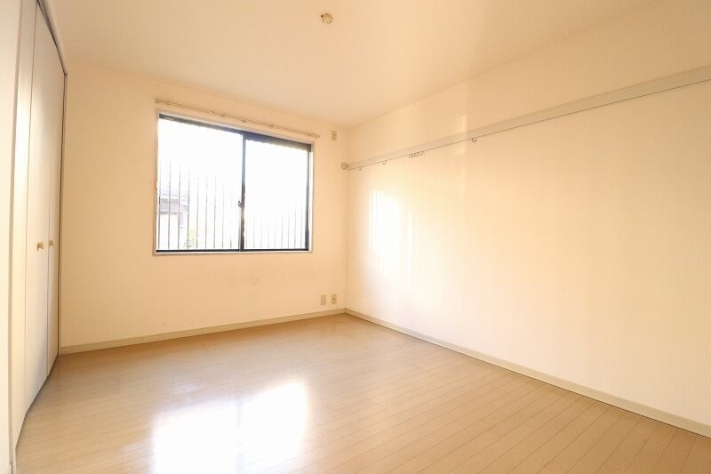 物件内観写真6　(別部屋写真使用)