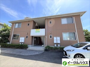 シャーメゾン朱雀外観写真