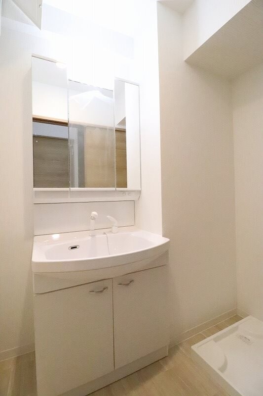 物件内観写真2　(別部屋写真使用)