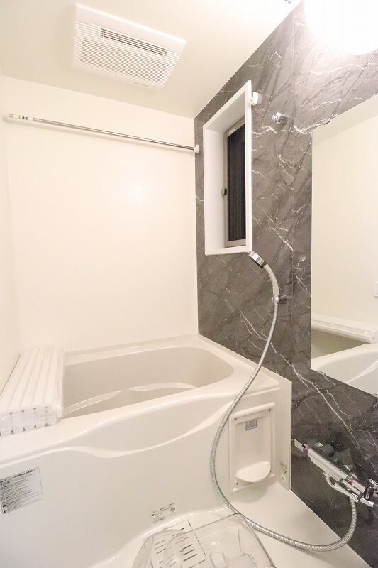 物件内観写真5　(別部屋写真使用)