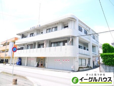 高雄ビル外観写真