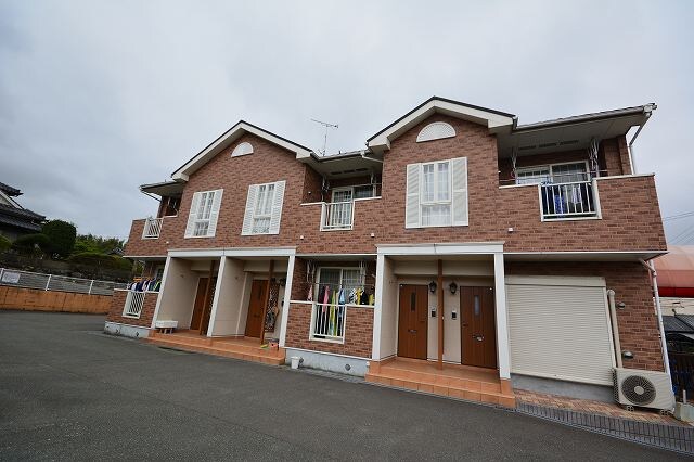 シャルマンパークＢの物件外観写真