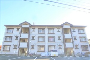 上津ハイツ外観写真