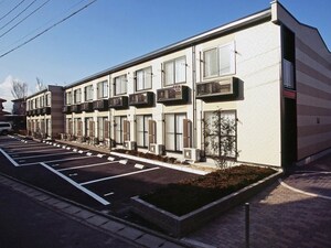 レオパレス合川むかい野外観写真