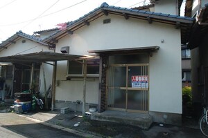 宗崎貸家外観写真