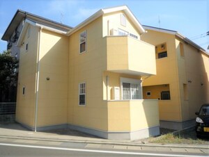 リブレア津福本町B棟外観写真