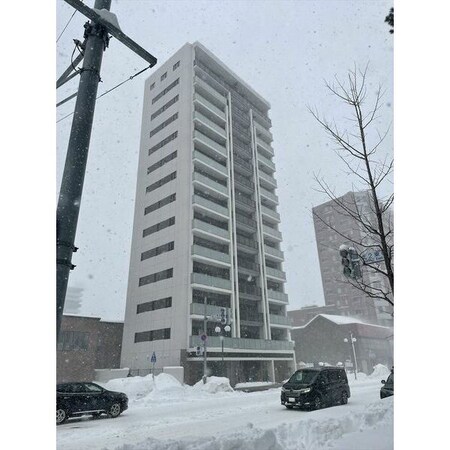 クリオ札幌北3条外観写真