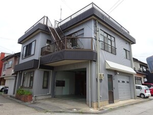 並木町　貸家外観写真
