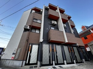 ガレット九産大前外観写真