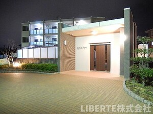 シルク＆プラム外観写真
