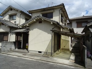 西今宿八丁目樽貸家外観写真