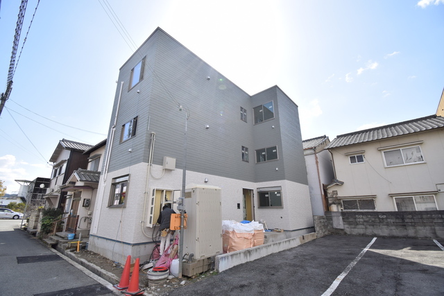 リュミエール安田