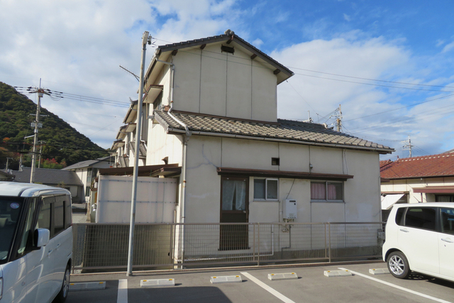 青山北二丁目井上貸家