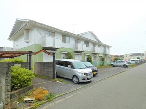 ハイツヤストミ外観写真
