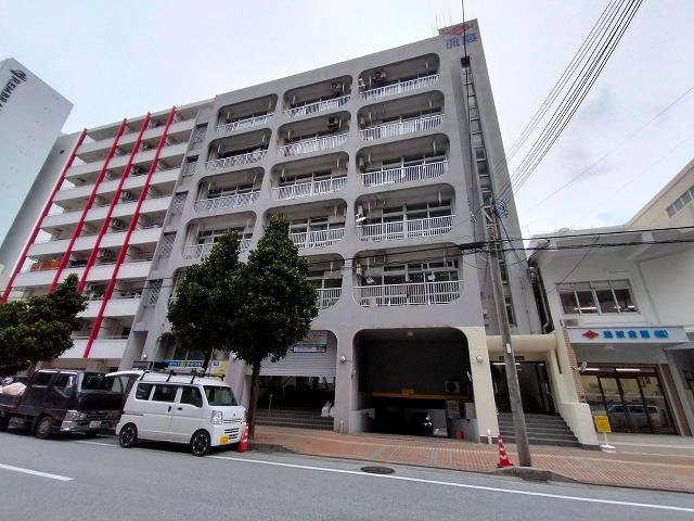 琉食本社ビルマンション