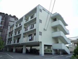 島袋マンション外観写真