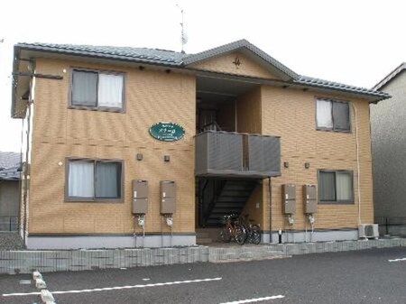メナー Ｂ外観写真