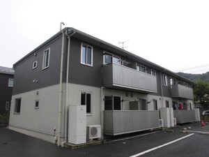 リバークレスト外観写真