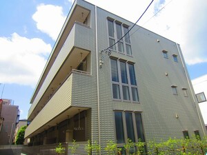 Poirot外観写真