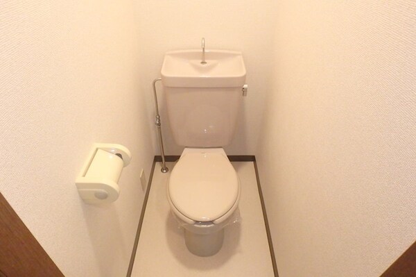 トイレ(※同仕様写真)