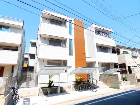 ＭＡＩＳＯＮ　ＡＤＯＮＩＳ外観写真