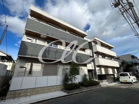 アヴァンス千住緑町外観写真
