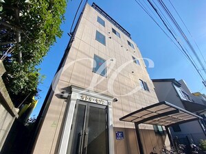 カトル・セゾン外観写真