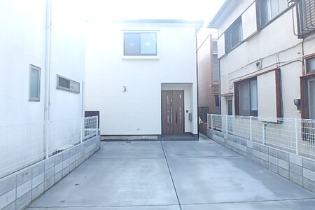 孫八貸家８３外観写真