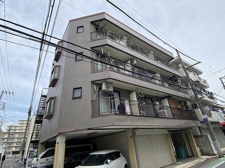 奥田マンション外観写真
