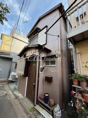 鹿骨戸建外観写真