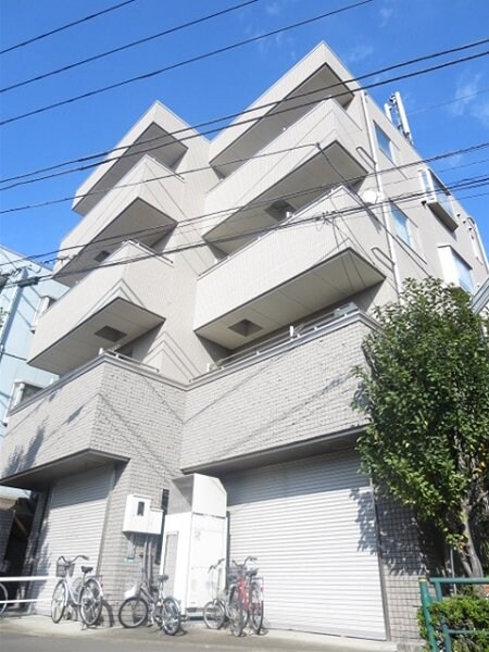 アルファイースト外観写真