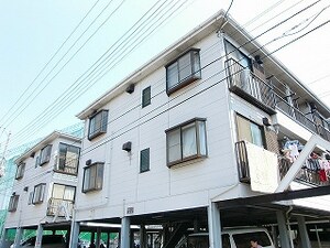 オイコスヒルズA棟外観写真
