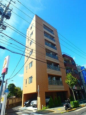 コスモポリタン外観写真